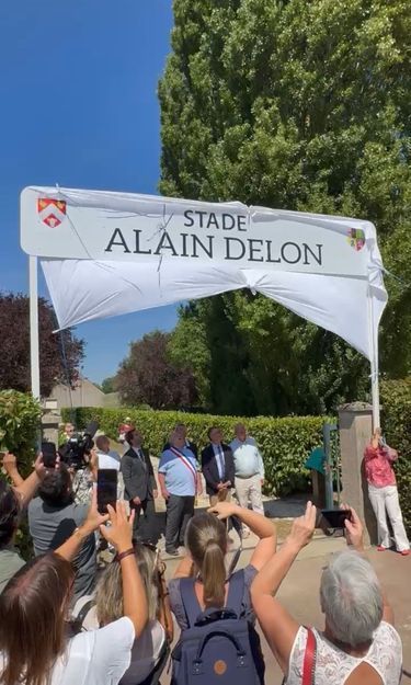 Cérémonie d'inauguration du stade de foot 