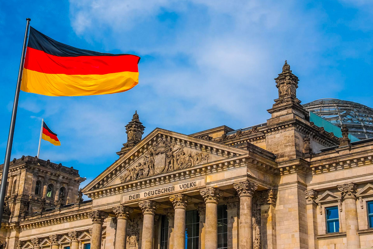 l'Allemagne lance un fonds de 100 milliards d'euros pour défendre ses actifs stratégiques
