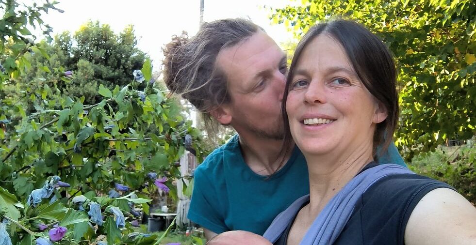 "L’amour est dans le pré" : Anaïs, l’agricultrice au prétendant muni d’une pelle et un un couteau, a accouché