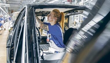 Et pourtant les Allemands gagnent plus, par Rachel Knaebel (Le Monde diplomatique, septembre 2025)