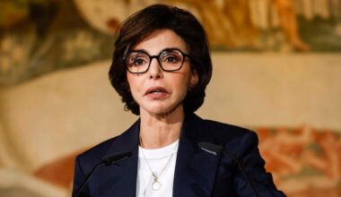Dati maintient sa candidature face à Barnier qu'elle estime "instrumentalisé"