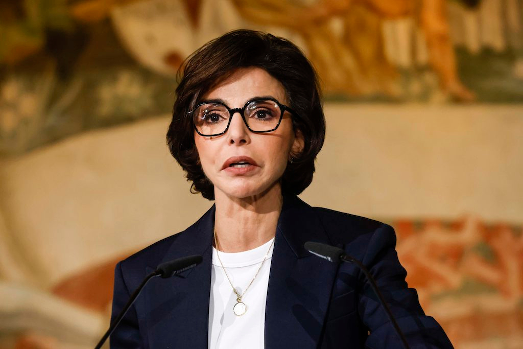 Dati maintient sa candidature face à Barnier qu'elle estime "instrumentalisé"