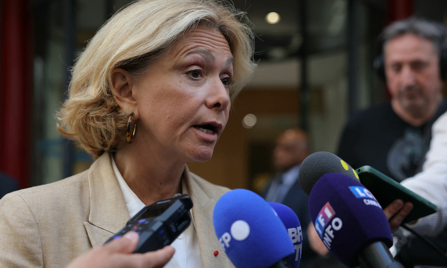 La fin des manuels scolaires est en vue, craignent les éditeurs qui crient au naufrage pédagogique