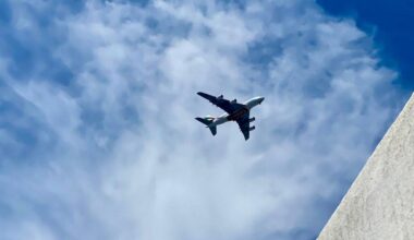 Près de Nice. Ces riverains n'en peuvent plus du survol des avions : "Ça ne s'arrête plus"
