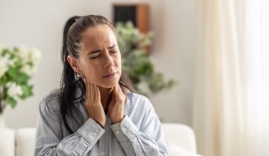 Pendant un an, elle attribue ses symptômes au stress et au deuil de son père, ces quatre signes cachaient en réalité un cancer de stade 4