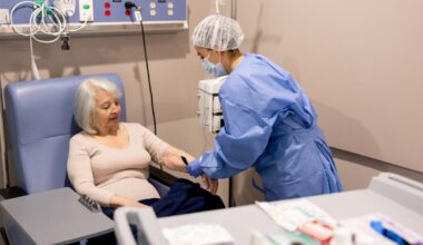 chez les femmes de plus de 70 ans, la chimiothérapie s’avère le plus souvent inutile