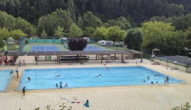 Près de Bordeaux, des jeunes s’introduisent dans une piscine municipale en pleine nuit et défèquent dans les bassins