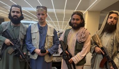 Tibi Jones, le Manchois qui s’affiche avec les talibans crée la polémique