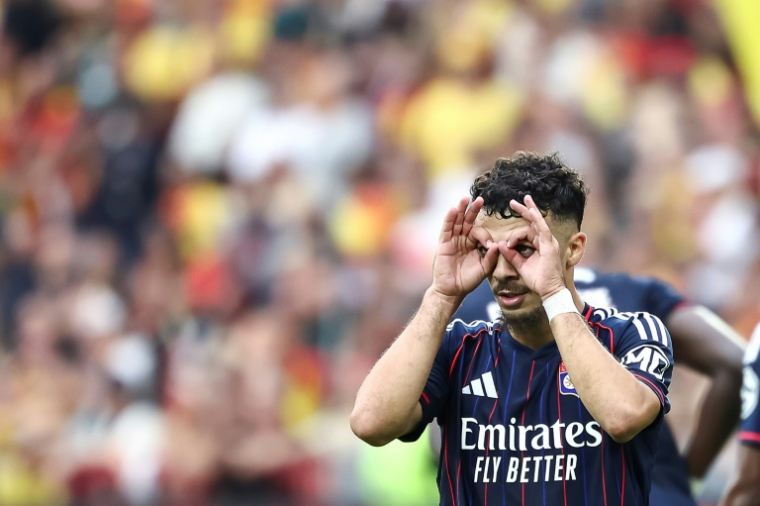 L'attaquant de Lyon Georges Mikautadze, buteur à Lens, le 16 août 2025 ( AFP / Sameer Al-DOUMY )