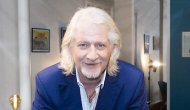 Patrick Sébastien mimant un acte sexuel sur scène : le soufflet est retombé, “un besoin incontrôlable…”