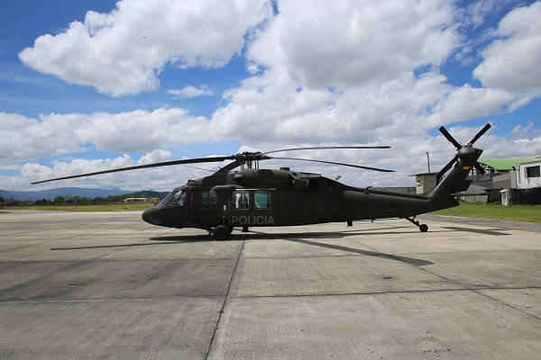 Un hélicoptère UH-60 Black Hawk de la police colombienne a été abattu par un drone FPV