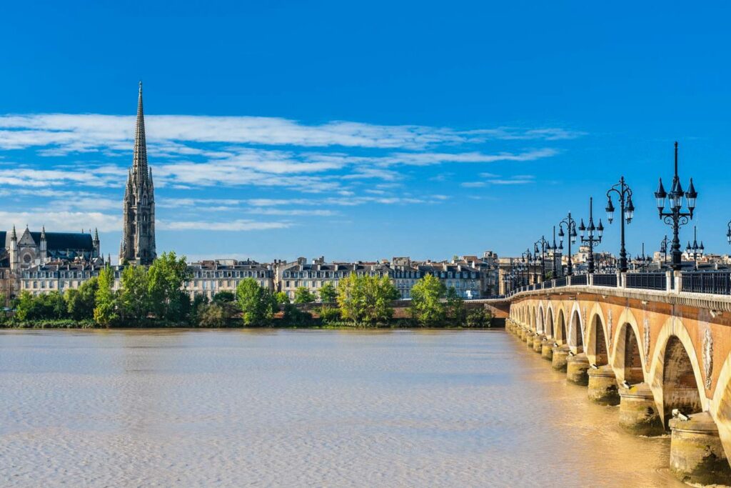 Les prévisions météo du lundi 18 août à Bordeaux 