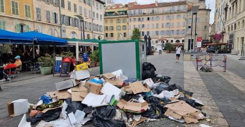 À Marseille, des problèmes de collecte des déchets dans l’hypercentre