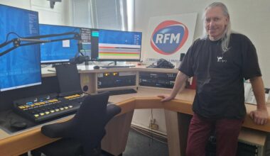 Christophe Hardy quitte le micro après 43 ans d’antenne