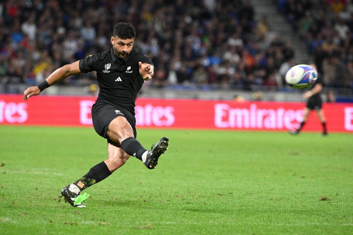 Richie Mo'unga de retour en Nouvelle-Zélande en 2026 et à nouveau éligible pour les All Blacks
