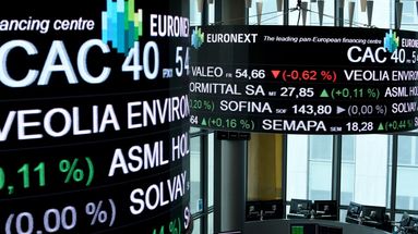 CAC 40, taux d'emprunt... Les indicateurs économiques dans le rouge avant le vote de confiance