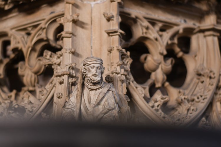 Cathédrale (29) statue