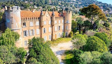 La nouvelle vie du château Richet à Carqueiranne, racheté en 2003 grâce à une annonce sur internet