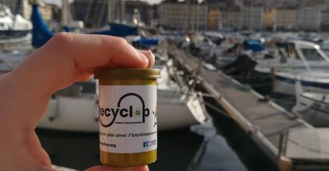 l’association Recyclop mène campagne en centre-ville