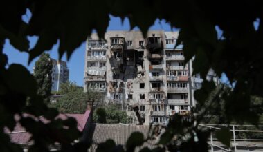 Six morts dans des frappes en Ukraine et deux raffineries de pétrole bombardées en Russie