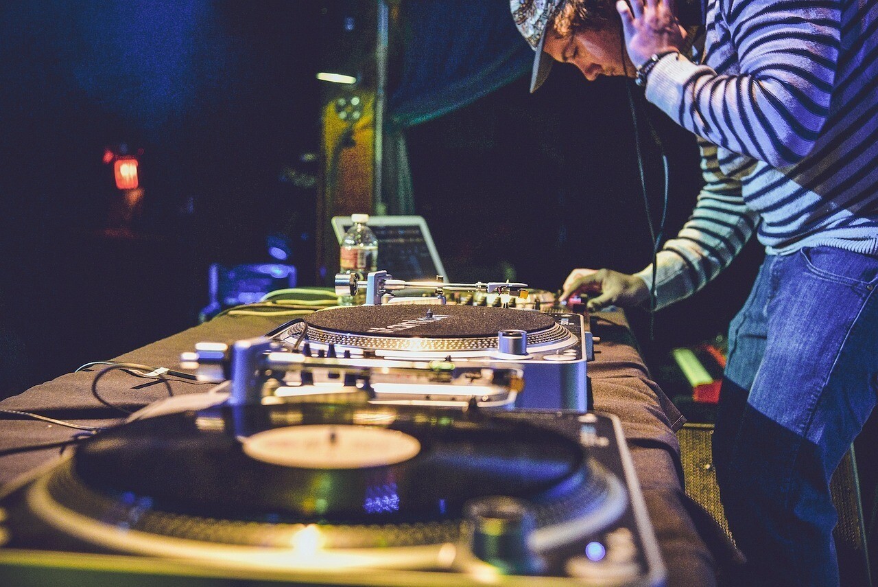 DJ, foodtrucks, bar... Une énorme fête gratuite sur l'esplanade d'un château à deux pas de Lille samedi