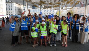 Des minots du monde entier mobilisés sur le Vieux-Port avec le Secours populaire