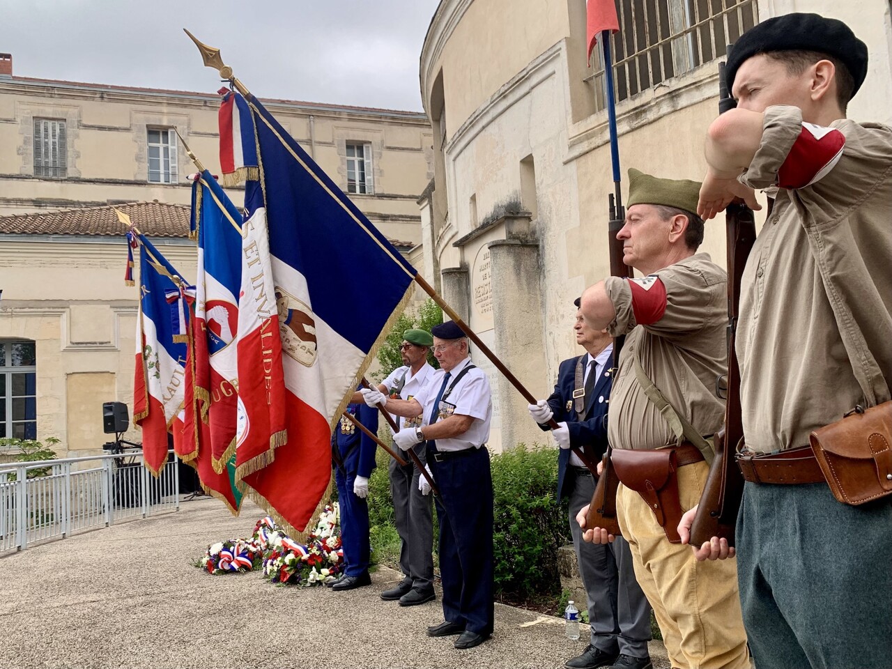 et si le 8 mai n'était plus un jour férié ?