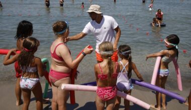 Marseille apprend la natation à ses enfants