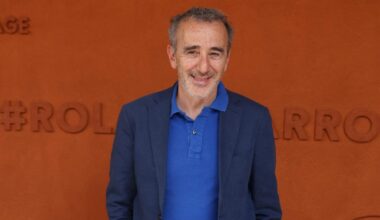 Élie Semoun annonce être de nouveau devenu père à 61 ans