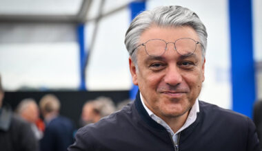 Kering propose une "indemnité de prise de fonction" de 20 millions d'euros pour son nouveau directeur général - 31/07/2025 à 20:31