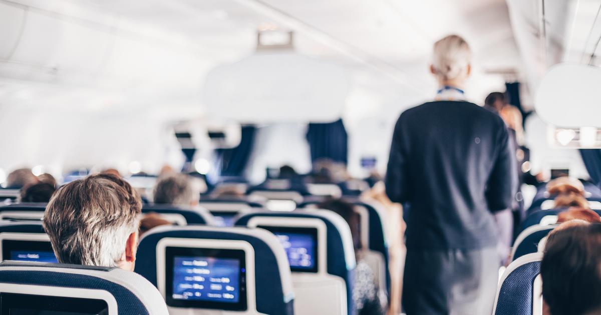 une passagère sème la panique sur un vol Air France Paris-Dakar, obligeant l’avion à rebrousser chemin