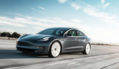 Tesla augmente après l'attribution de 96 millions d'actions à son directeur général, Elon Musk - 04/08/2025 à 12:34