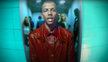 Stromae de retour avec une nouvelle chanson et un clip psychédélique