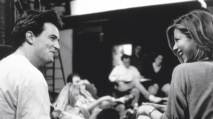 Jennifer Aniston avait partagé cette photo avec Matthew Perry sur le tournage de « Friends », au moment de sa mort.