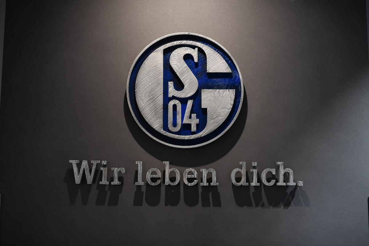Un match de Coupe d'Allemagne interrompu cinq minutes pour des injures racistes visant un joueur de Schalke