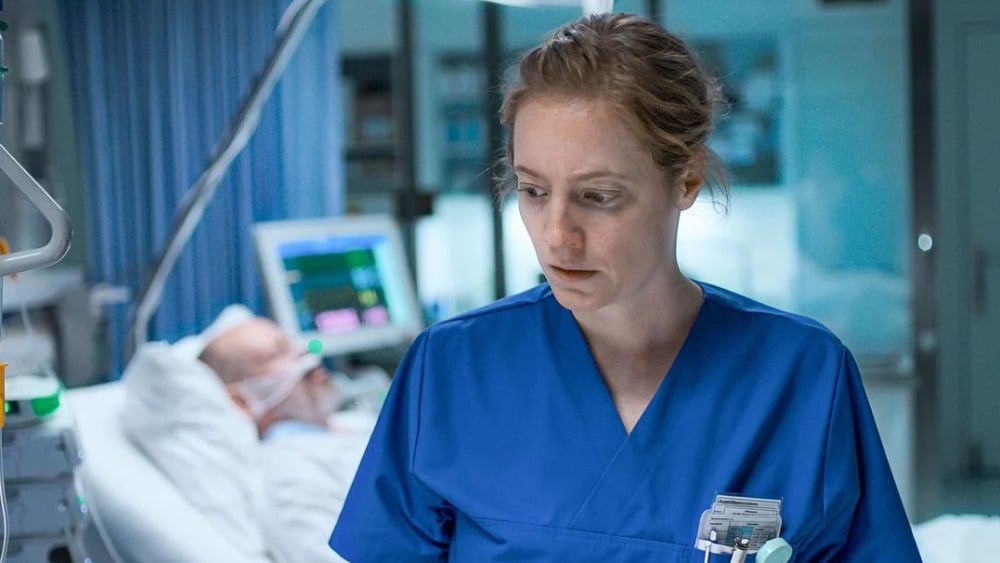 Pourquoi il faut aller voir "En première ligne", un film clinique qui agit comme un coup de poing