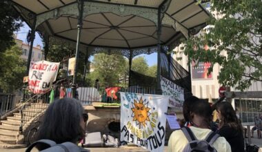 Après six semaines à la rue, à Marseille, 41 jeunes exilés demandent une solution pour la rentrée