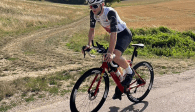 un Lyonnais parcourt 1 100 km à vélo en seulement trois jours pour la bonne cause