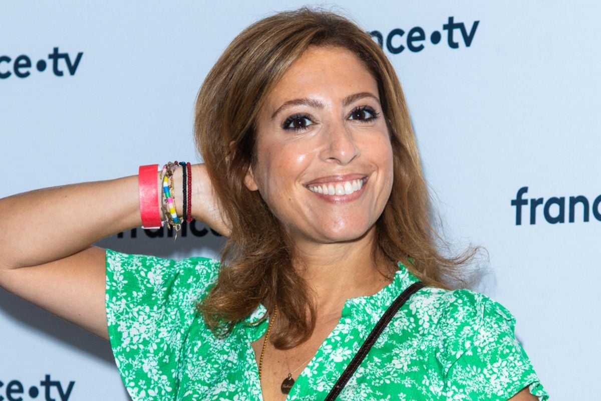 Léa Salamé : pas encore au 20H et déjà la grosse tête ? La journaliste prise en flagrant délit d’ego trip