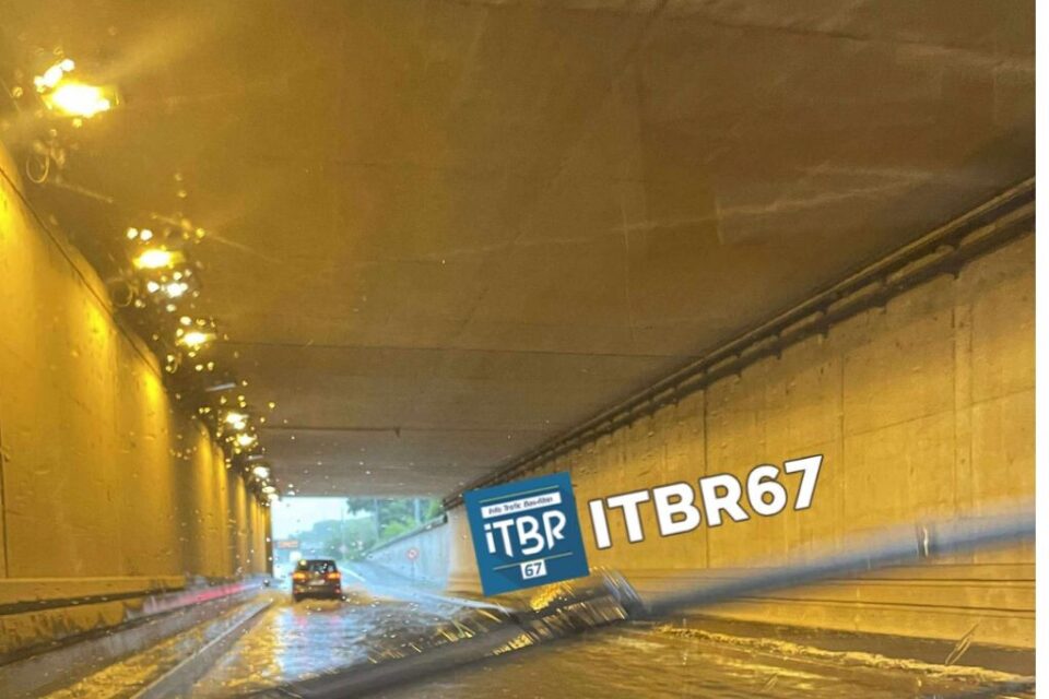 Le tunnel de l'Etoile s'est gorgé d'eau en raison d'un orage. La circulation reste possible.