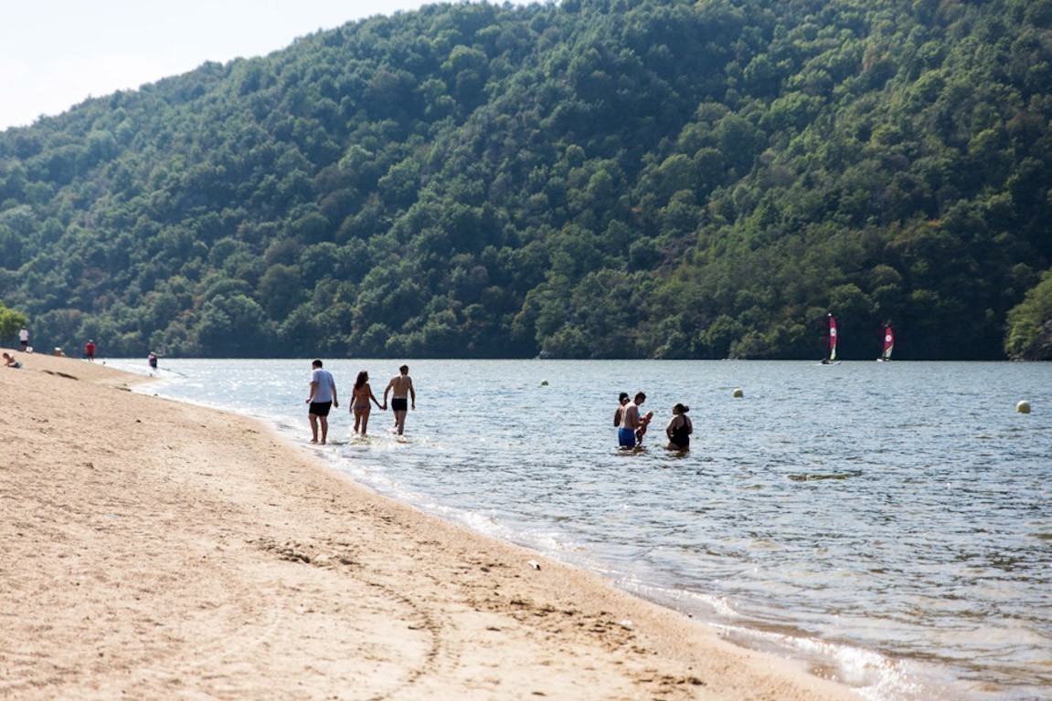 Loire. Bonne nouvelle, ce plan d'eau convoité ouvre jusqu'à la fin de l'été