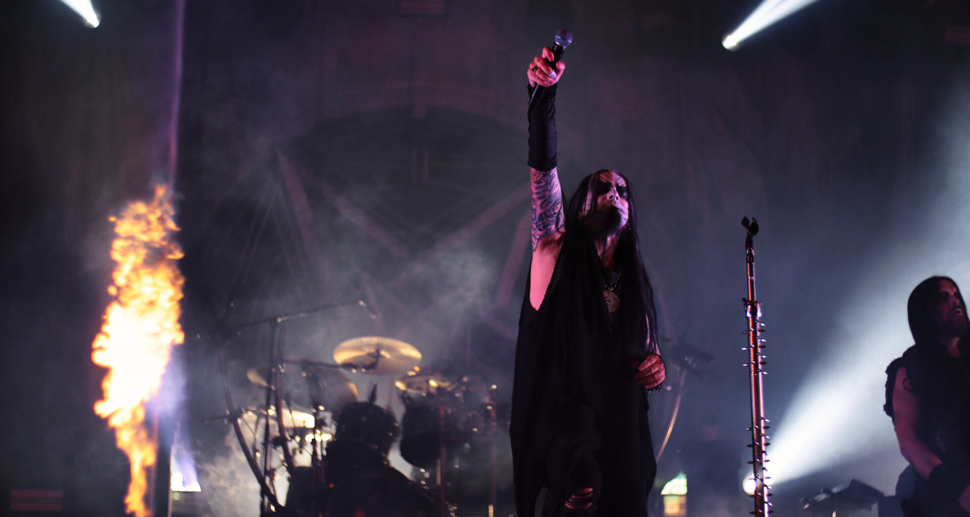 Dimmu Borgir clôt le Rock The Lakes 2025 en apothéose avec un black metal symphonique monumental