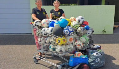 un petit club de foot se démène pour améliorer le quotidien des chiens