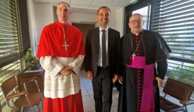 pourquoi Michaël Delafosse a-t-il reçu le cardinal François Bustillo ?