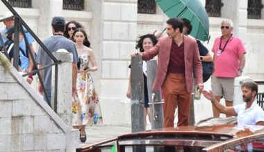 Drame sur le tournage d'Emily in Paris, le réalisateur adjoint Diego Borella s'effondre et meurt sur le set de la saison 5 en Italie