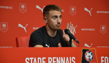 Valentin Rongier répond aux supporters du Stade Rennais