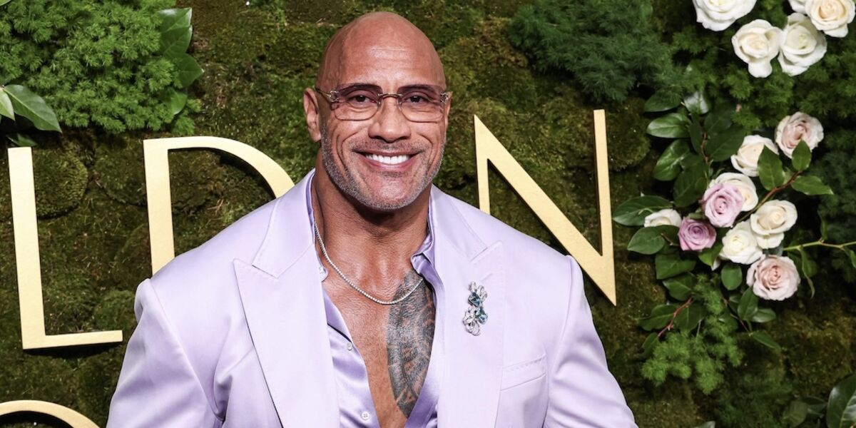 Dwayne Johnson gonflé comme jamais dans la bande annonce de son nouveau film sur une star du MMA, Smashing Machine