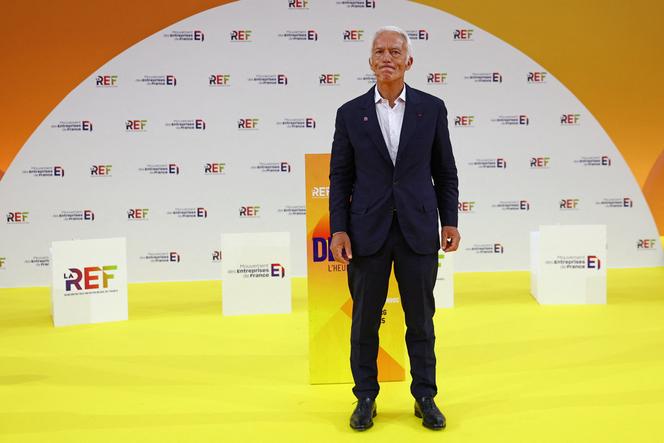 Patrick Martin, président du Medef, prononce son discours d’ouverture lors de la Rencontre des entrepreneurs de France, au stade Roland-Garros, à Paris, le 27 août 2025. 