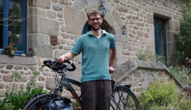à 19 ans, il a fait un tour d'Europe avec son vélo