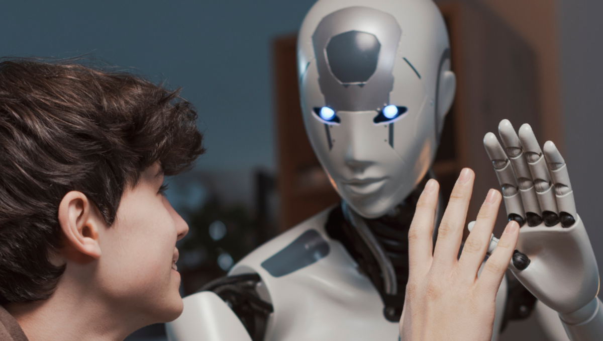 "C’était mon meilleur ami" : l’attachement aux anciennes IA pousse OpenAI à revoir ChatGPT-5